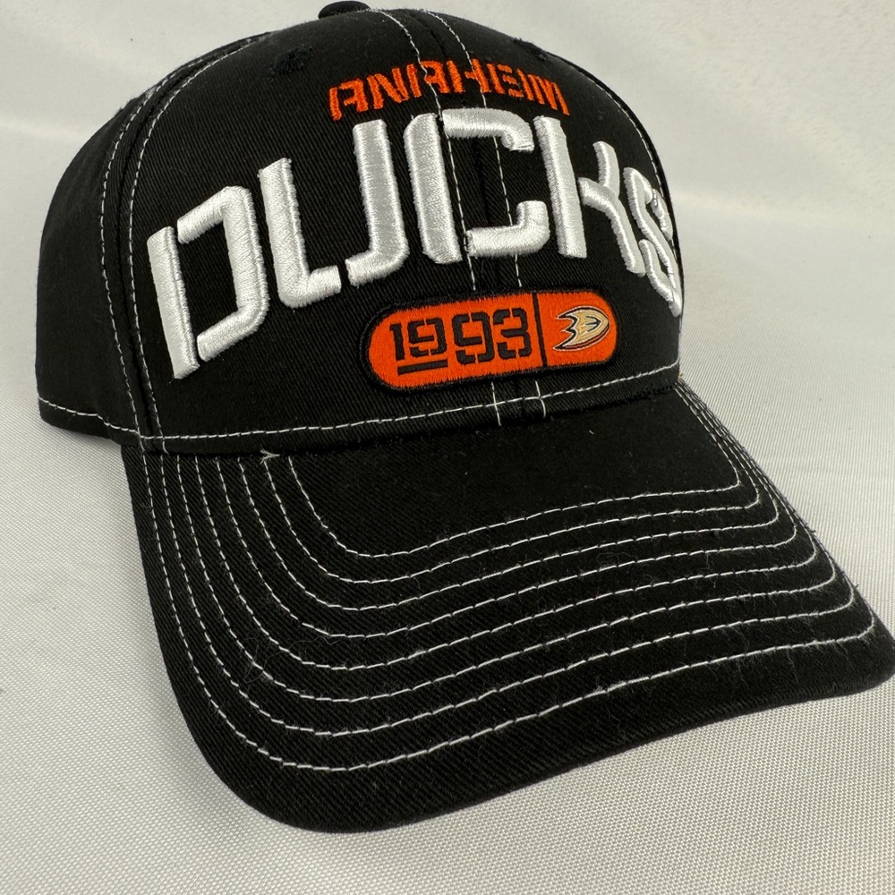 NHL Black Anaheim Ducks Hat
